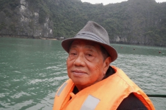 Halong-Bay-2011-14