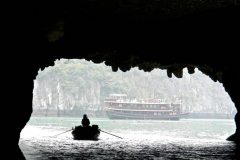 Halong-Bay-2011-19