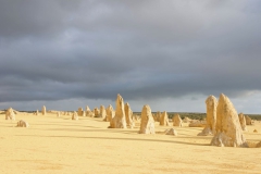 The-Pinnacles-Desert-2010-3